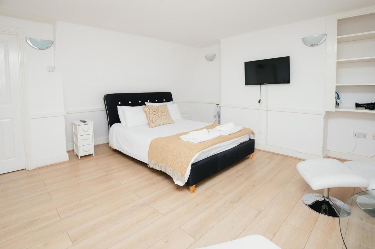 Cambridge City Studios By Payman Club Luaran gambar